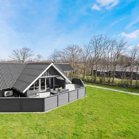 C11538-hemmet-vester-faelled-3 *